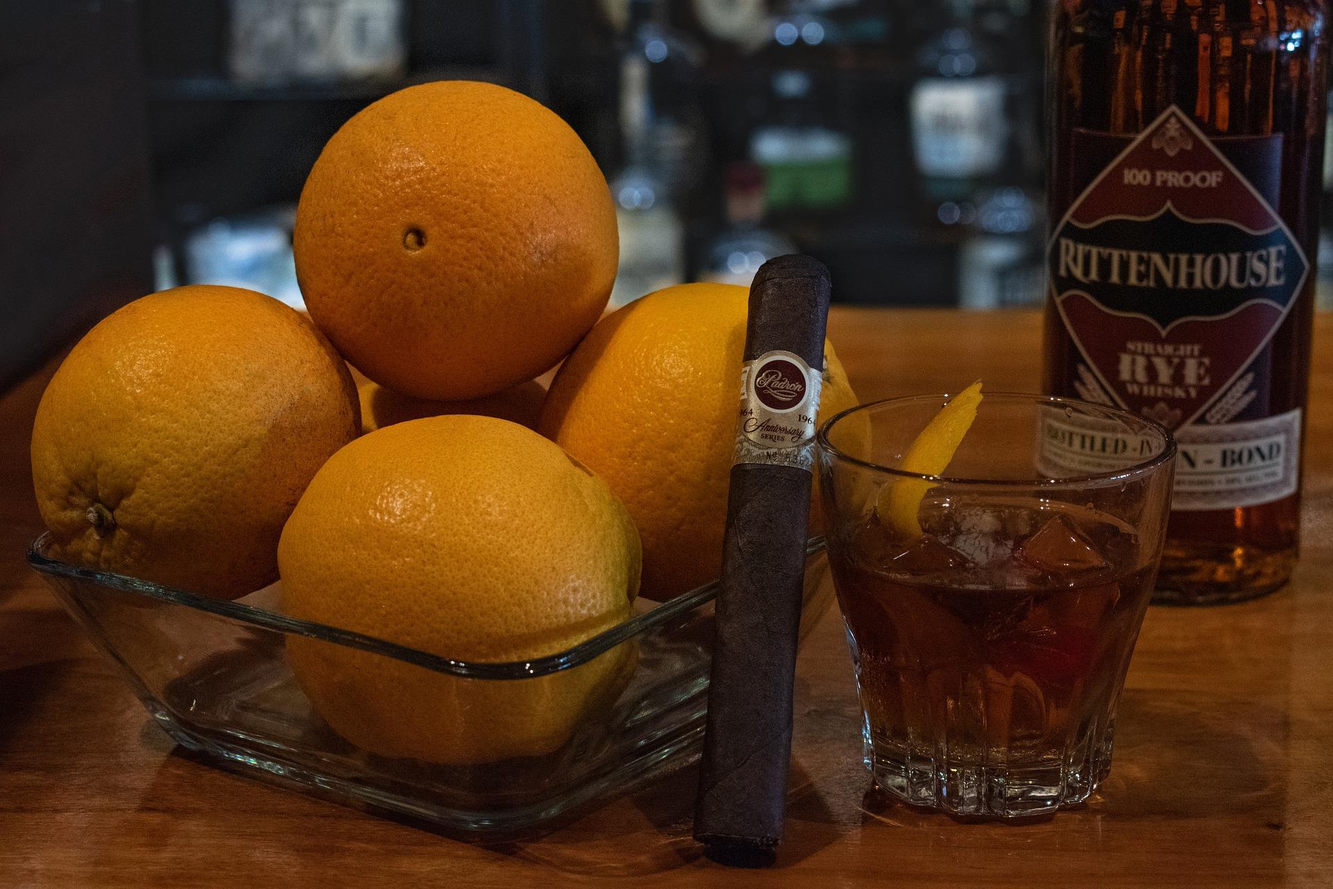 Bongo Ron's Cigar & Lounge